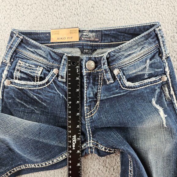 Silver Jeans Aiko Capri Womens 24 Distressed Denim Defined Curve New With Tags - Picture 10 of 16
